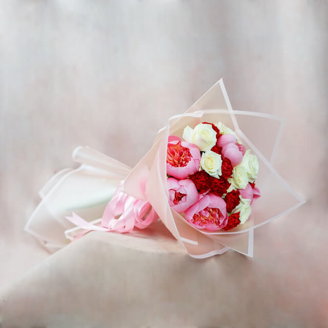 Celestial Buket Bunga Peony Cantik - Wedding