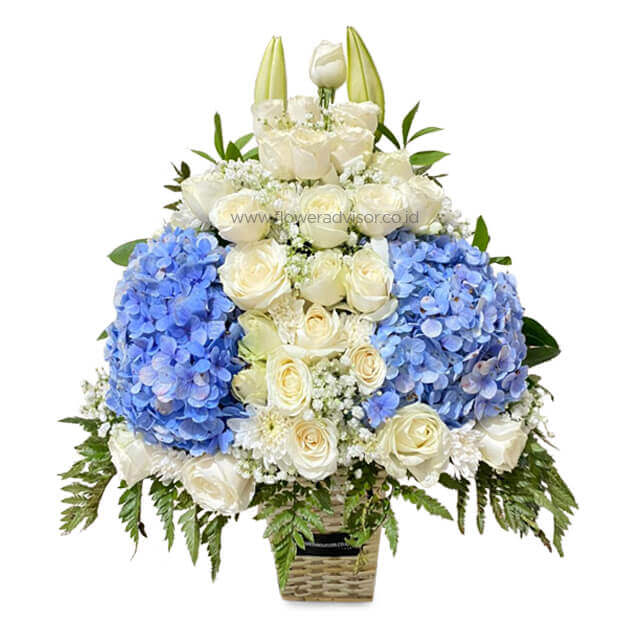 Country Meadow - Elegant Hydrangea Table Flower - Anniversary