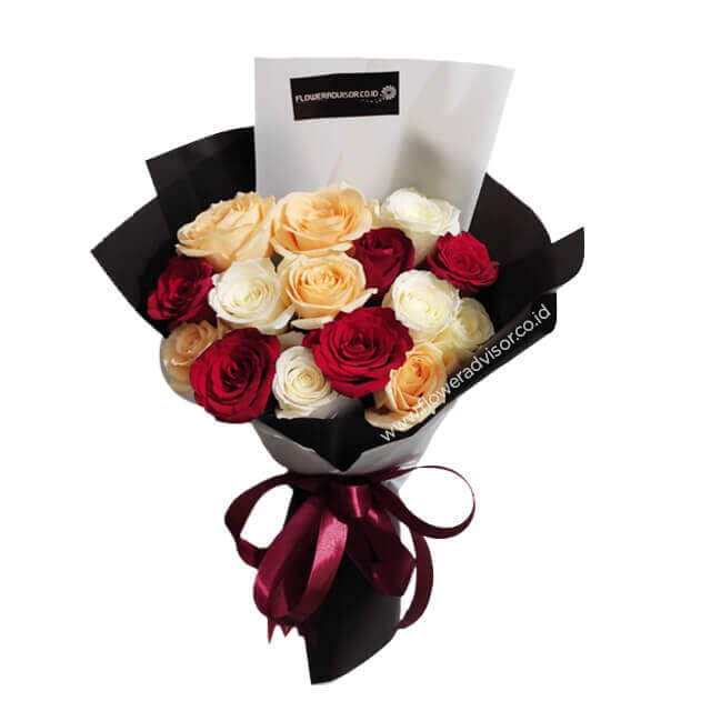 Romantic 15 Mixed Roses Bouquet - Graduation