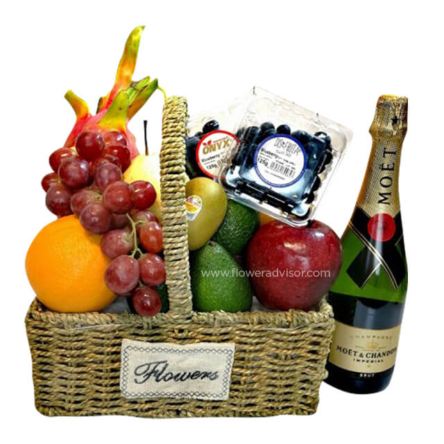 Bubbles Moet Fruit Hamper - New Collection